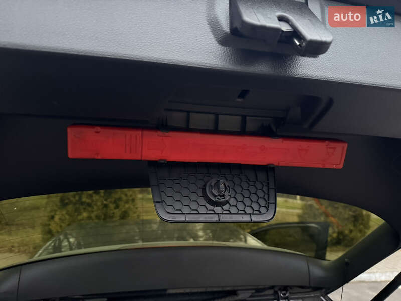 Хетчбек Volkswagen Golf 2019 в Хмельницькому