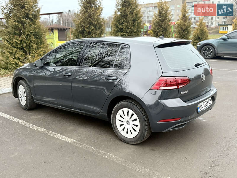 Хетчбек Volkswagen Golf 2019 в Хмельницькому