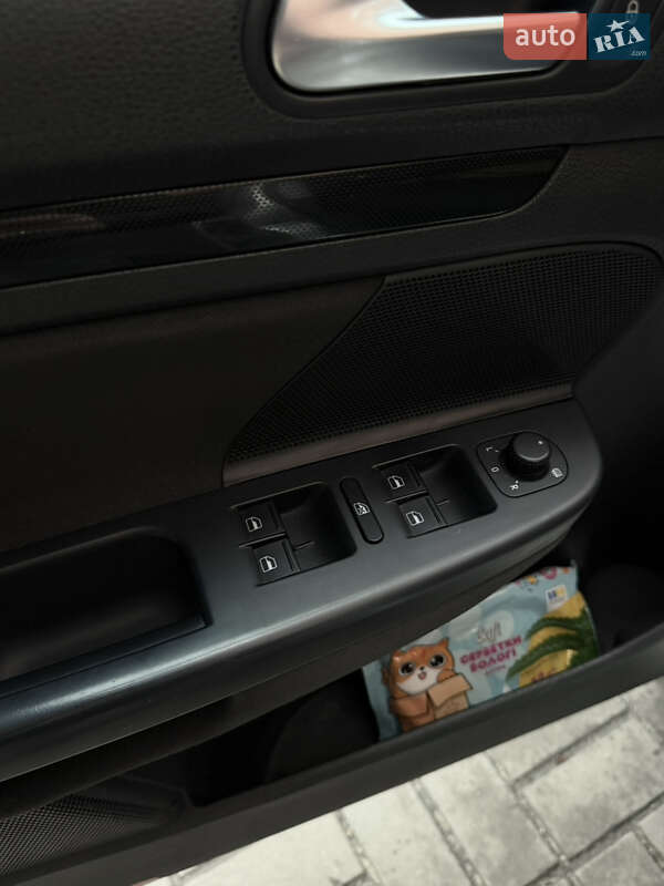 Універсал Volkswagen Golf 2010 в Бердичеві