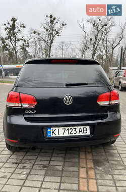 Хэтчбек Volkswagen Golf 2011 в Броварах