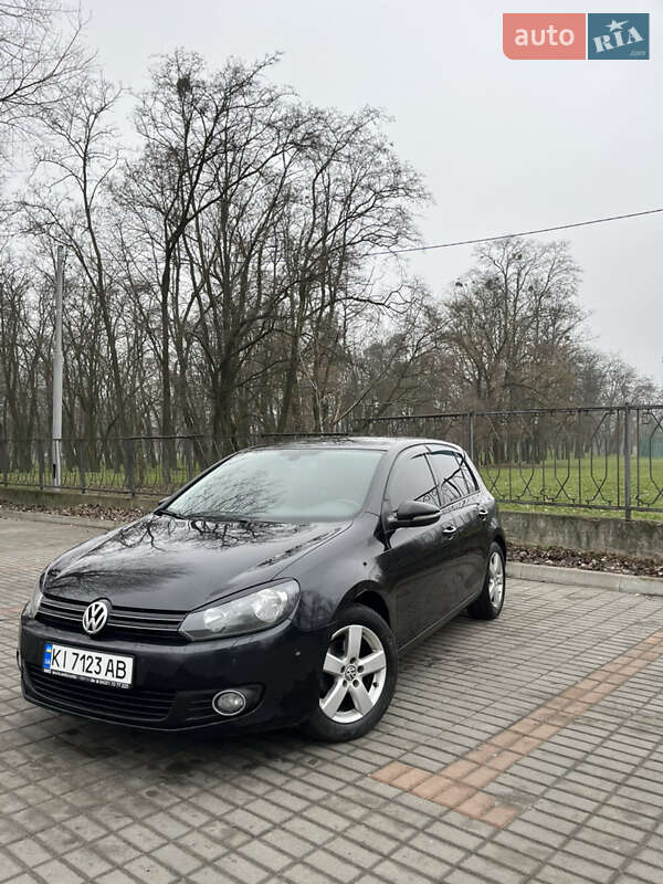 Хэтчбек Volkswagen Golf 2011 в Броварах