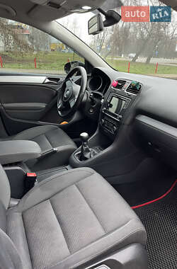 Хэтчбек Volkswagen Golf 2011 в Броварах