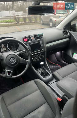 Хэтчбек Volkswagen Golf 2011 в Броварах