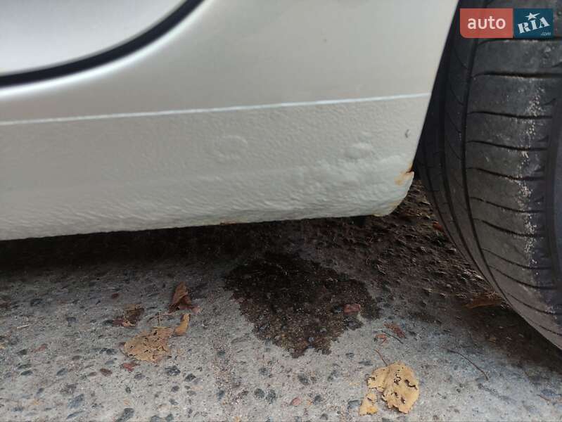 Хетчбек Volkswagen Golf 2006 в Южноукраїнську