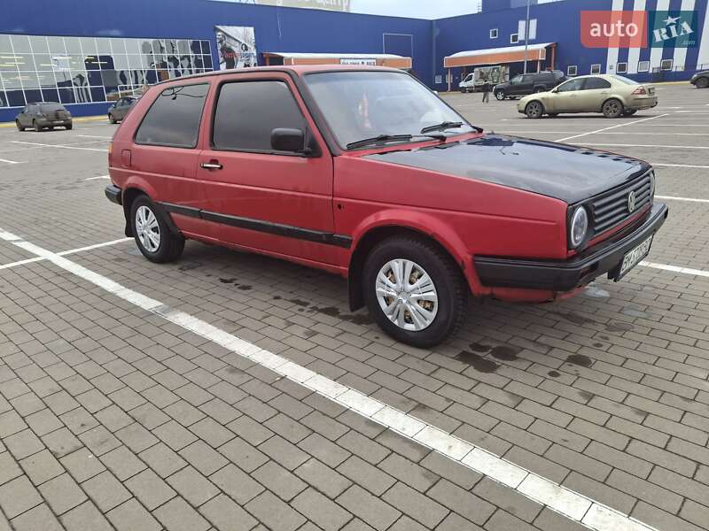 Хэтчбек Volkswagen Golf 1989 в Конотопе