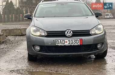 Универсал Volkswagen Golf 2012 в Сторожинце