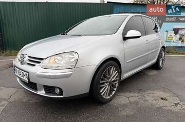 Хэтчбек Volkswagen Golf 2006 в Киеве