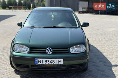 Хэтчбек Volkswagen Golf 2002 в Полтаве