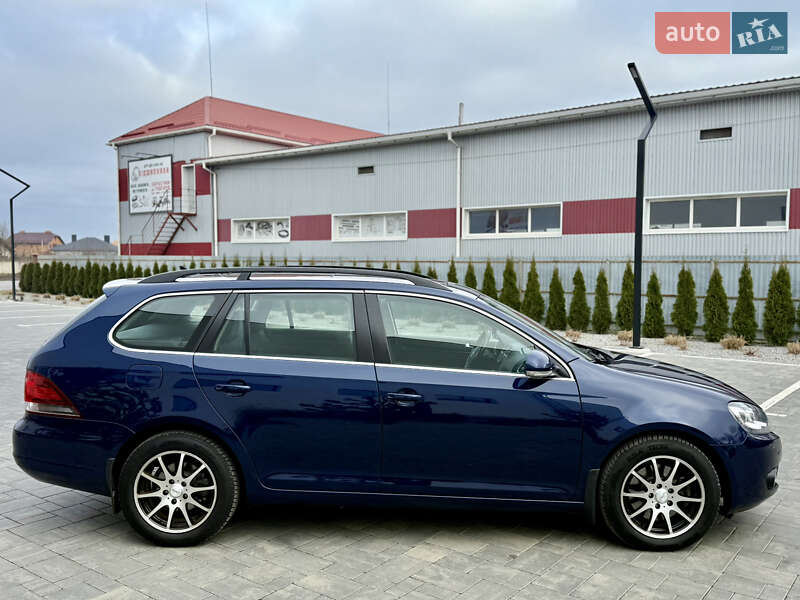 Универсал Volkswagen Golf 2010 в Луцке