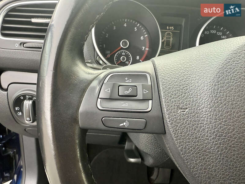 Универсал Volkswagen Golf 2010 в Луцке