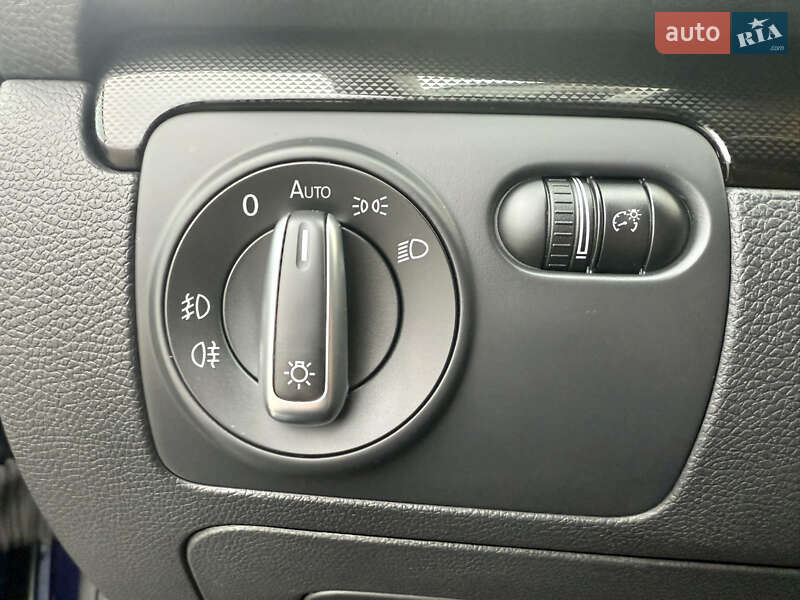 Универсал Volkswagen Golf 2010 в Луцке