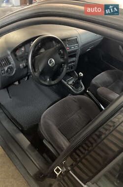 Універсал Volkswagen Golf 2000 в Хмельницькому