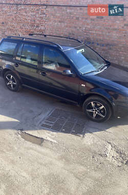 Універсал Volkswagen Golf 2000 в Хмельницькому