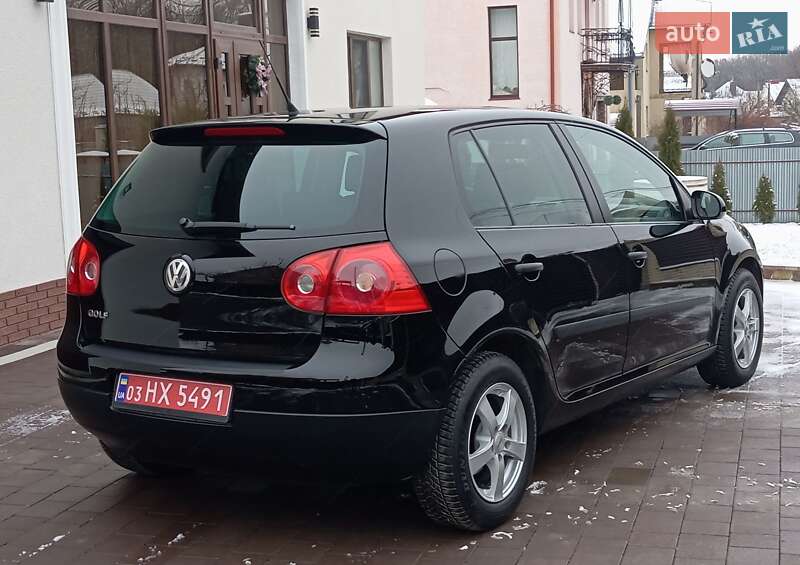 Хетчбек Volkswagen Golf 2006 в Бучачі