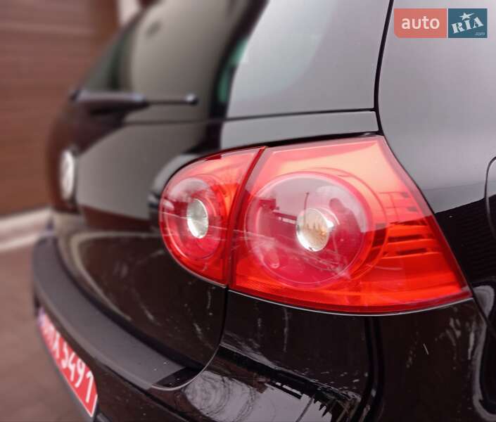 Хетчбек Volkswagen Golf 2006 в Бучачі