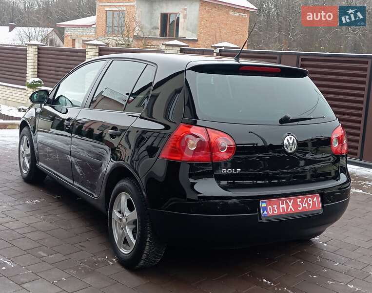 Хетчбек Volkswagen Golf 2006 в Бучачі