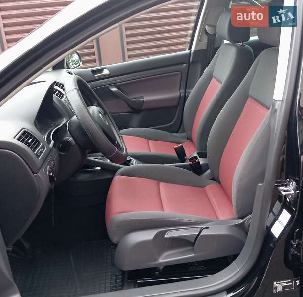 Хетчбек Volkswagen Golf 2006 в Бучачі