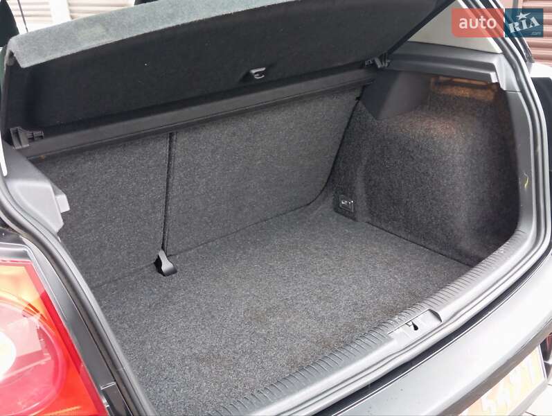 Хетчбек Volkswagen Golf 2006 в Бучачі