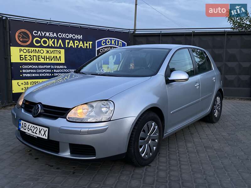 Хетчбек Volkswagen Golf 2005 в Кременчуці