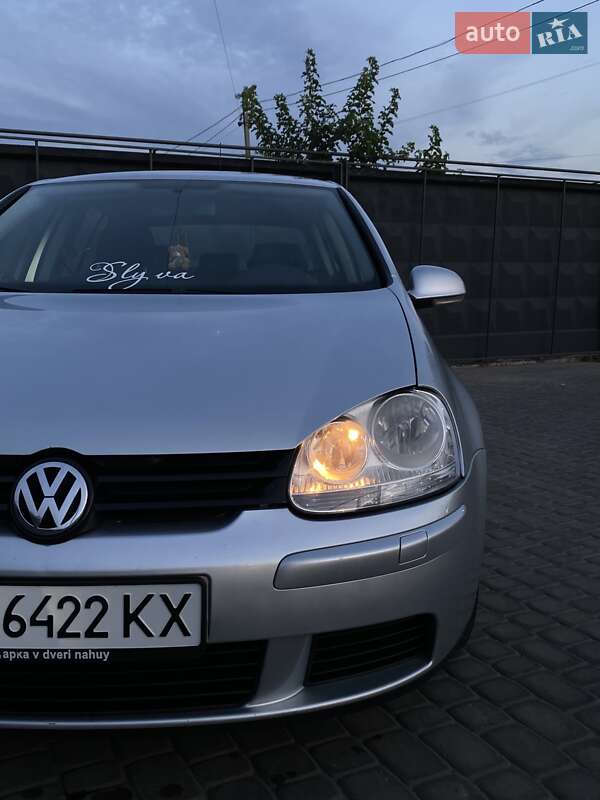 Хетчбек Volkswagen Golf 2005 в Кременчуці