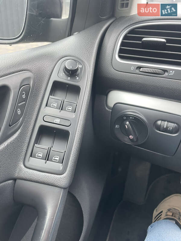 Хэтчбек Volkswagen Golf 2011 в Виннице фото 14 Хэтчбек Volkswagen Golf 2011 в Виннице
