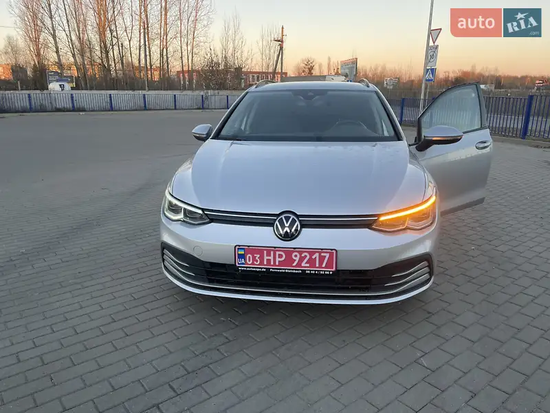 Volkswagen Golf 2023
