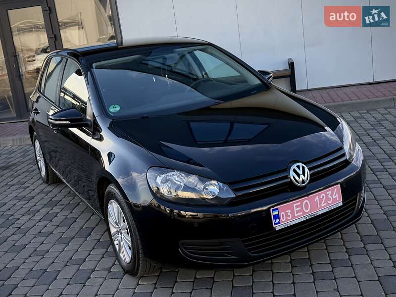Хетчбек Volkswagen Golf 2011 в Мукачевому