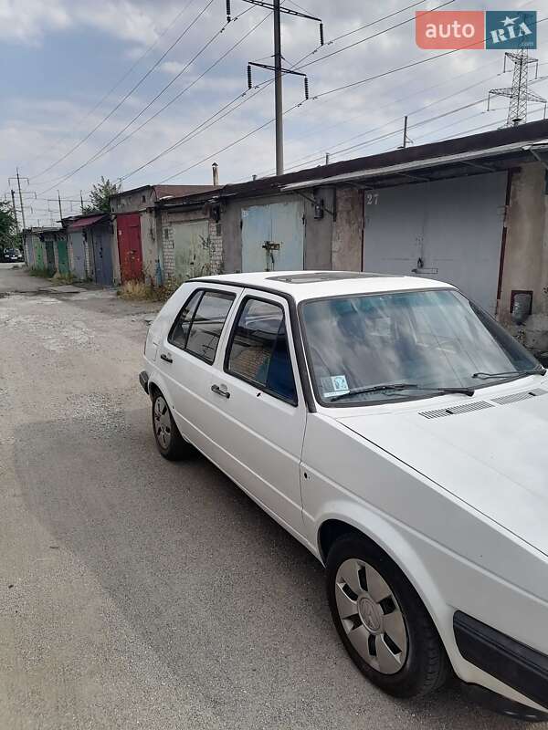 Хетчбек Volkswagen Golf 1984 в Запоріжжі