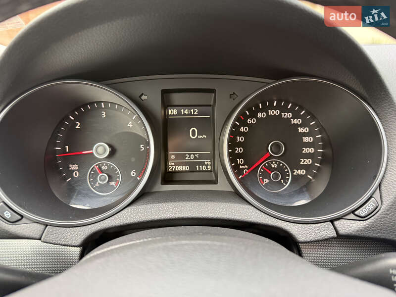 Універсал Volkswagen Golf 2012 в Луцьку