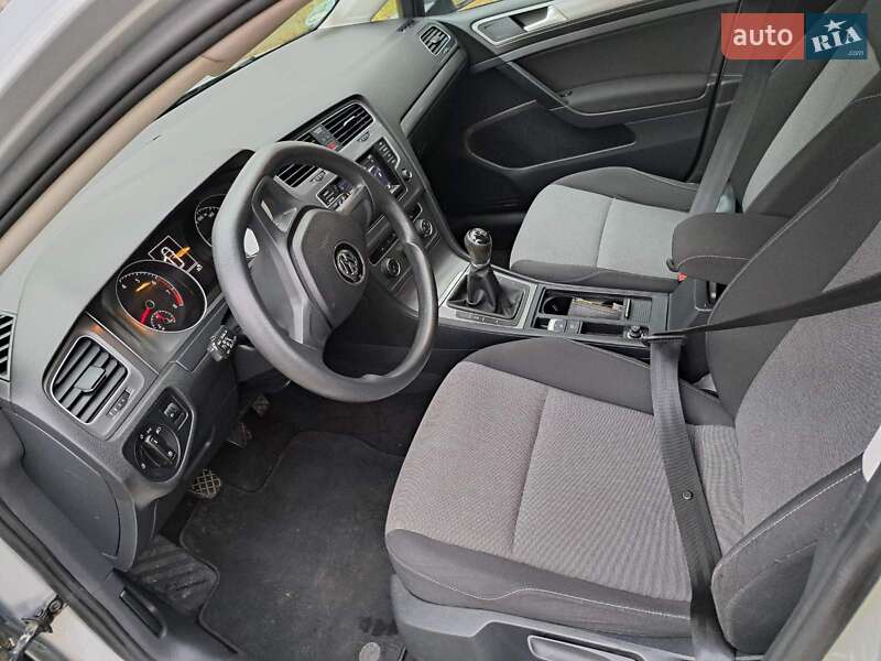 Універсал Volkswagen Golf 2015 в Гайвороні