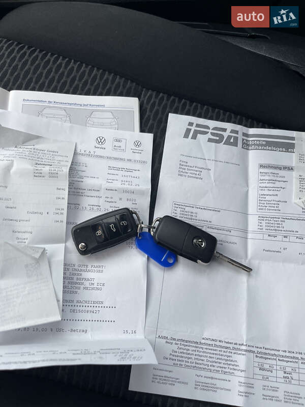 Универсал Volkswagen Golf 2012 в Ровно