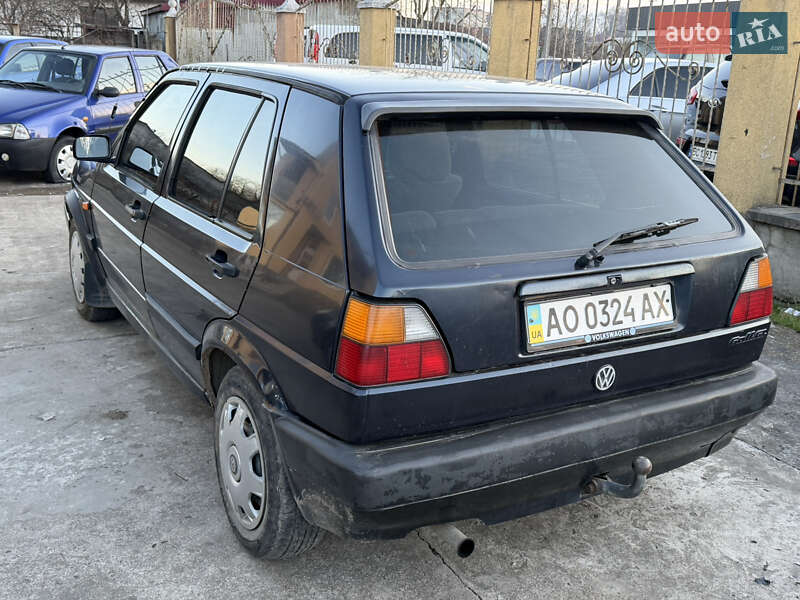Хэтчбек Volkswagen Golf 1990 в Солотвине