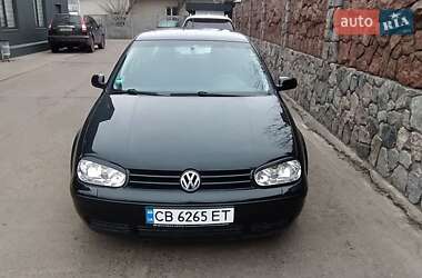 Хетчбек Volkswagen Golf 2003 в Прилуках