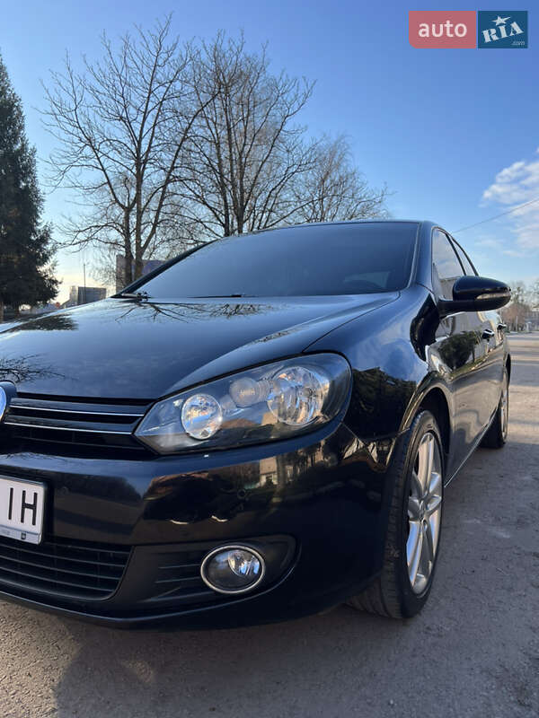 Хетчбек Volkswagen Golf 2009 в Мукачевому