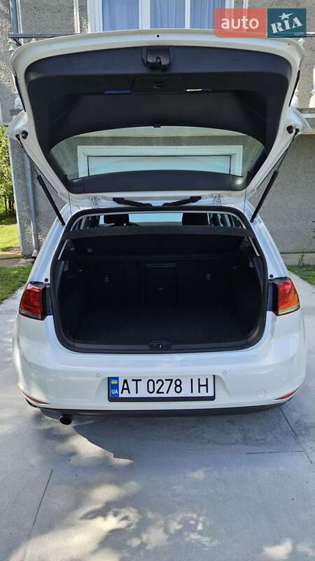 Хэтчбек Volkswagen Golf 2016 в Ивано-Франковске фото 4 Хэтчбек Volkswagen Golf 2016 в Ивано-Франковске