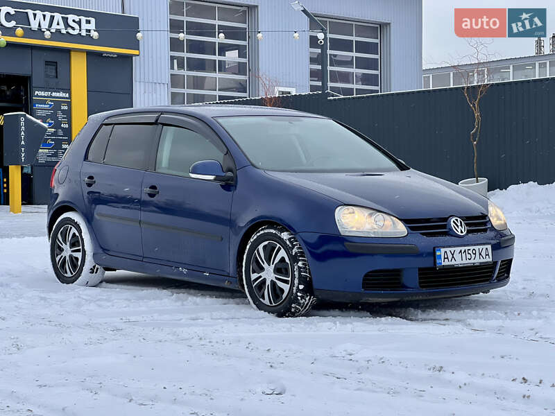 Хетчбек Volkswagen Golf 2005 в Харкові