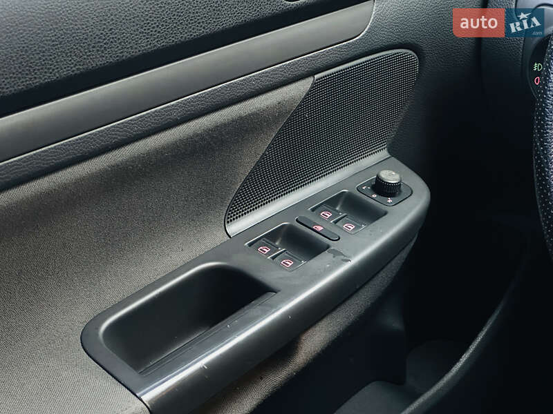 Универсал Volkswagen Golf 2007 в Харькове