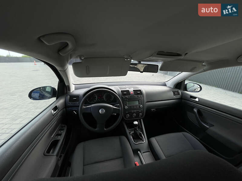 Хэтчбек Volkswagen Golf 2005 в Калуше фото 11 Хэтчбек Volkswagen Golf 2005 в Калуше