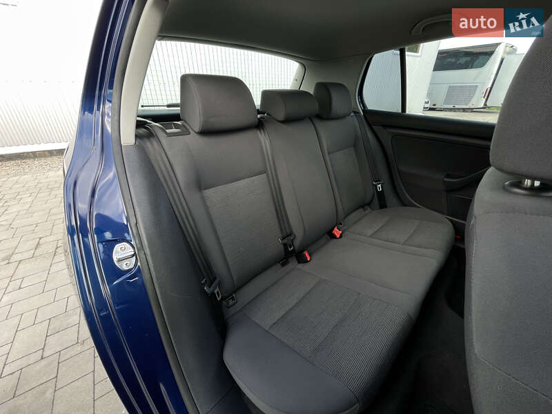 Хэтчбек Volkswagen Golf 2005 в Калуше фото 14 Хэтчбек Volkswagen Golf 2005 в Калуше