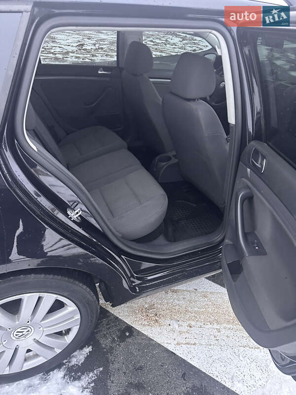 Універсал Volkswagen Golf 2008 в Києві