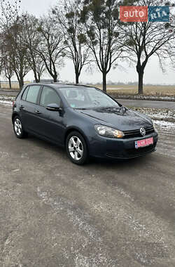 Хетчбек Volkswagen Golf 2010 в Володимирі