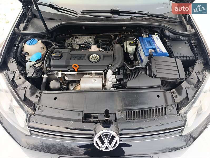 Хетчбек Volkswagen Golf 2011 в Києві