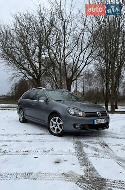 Универсал Volkswagen Golf 2011 в Луцке