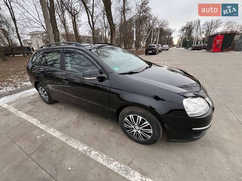 Універсал Volkswagen Golf 2008 в Синельниковому