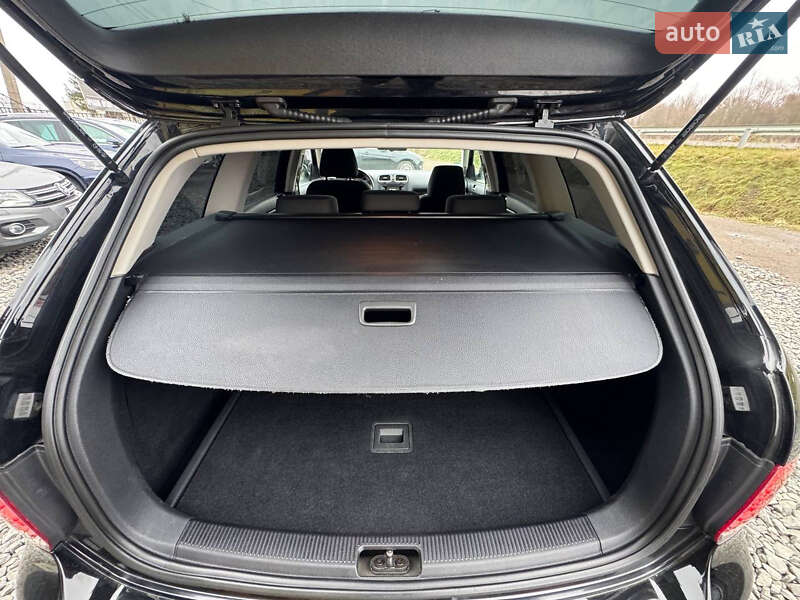 Універсал Volkswagen Golf 2012 в Стрию