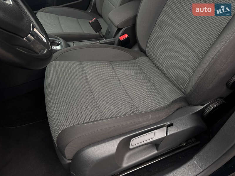 Універсал Volkswagen Golf 2012 в Стрию