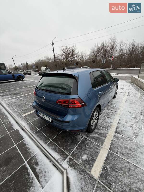 Хетчбек Volkswagen Golf 2014 в Луцьку
