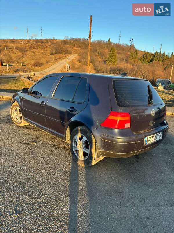 Хэтчбек Volkswagen Golf 1999 в Мукачево