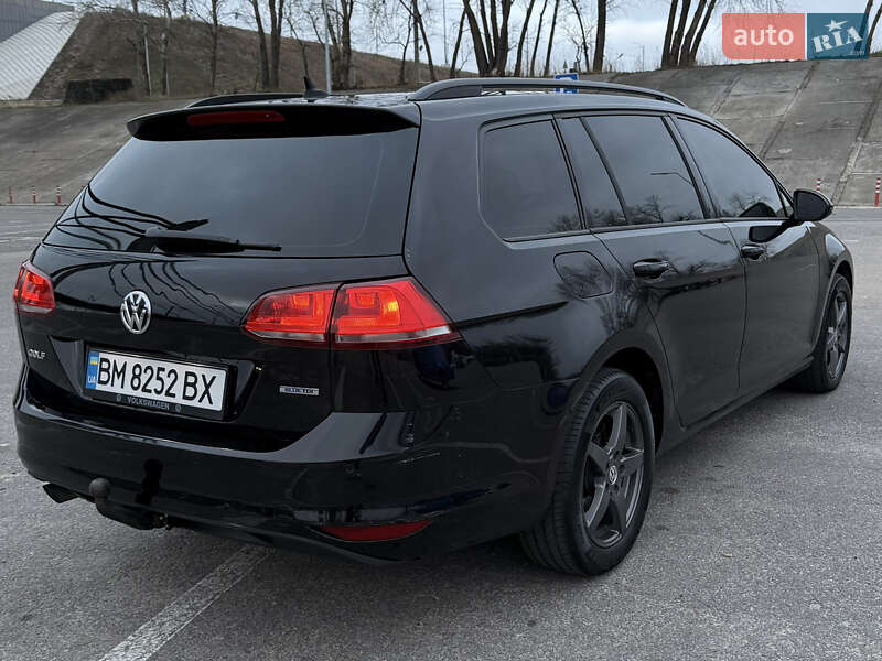 Универсал Volkswagen Golf 2014 в Киеве