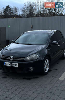Хетчбек Volkswagen Golf 2012 в Ужгороді